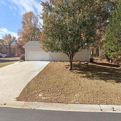 8615 Topaz Ct, Gainesville, GA 30506