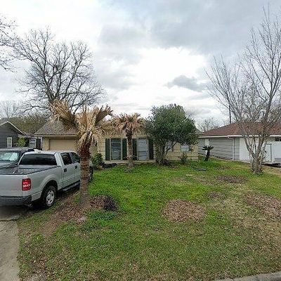 8646 Blankenship Dr, Houston, TX 77080