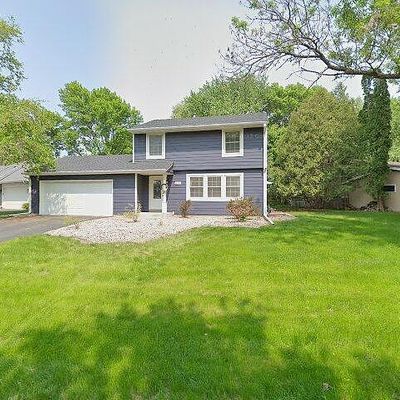 8657 Ridgewind Rd, Eden Prairie, MN 55344