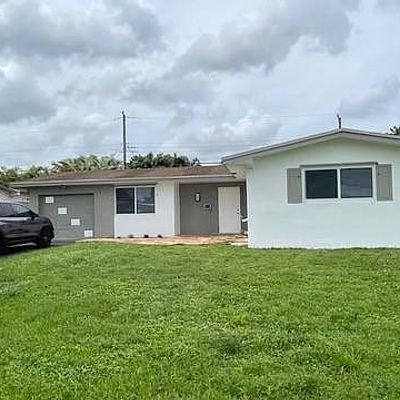 8731 Nw 16 Th St, Pembroke Pines, FL 33024