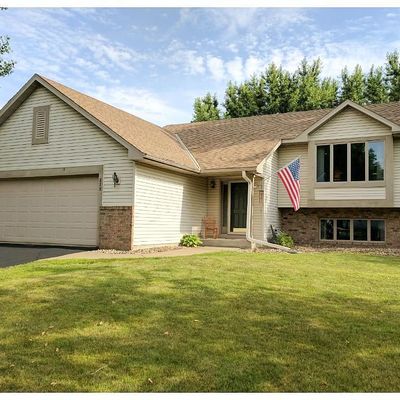 878 Leroy Ln, River Falls, WI 54022