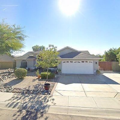 8785 W Cavalier Dr, Glendale, AZ 85305