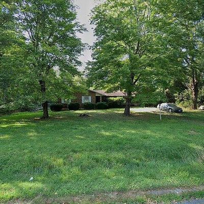 72 Westland Dr, Martinsville, VA 24112