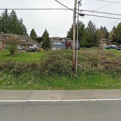 724 S Davies Rd, Lake Stevens, WA 98258