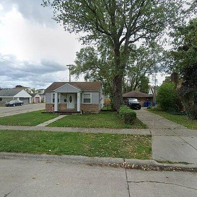 7294 Wood Ave, Warren, MI 48091