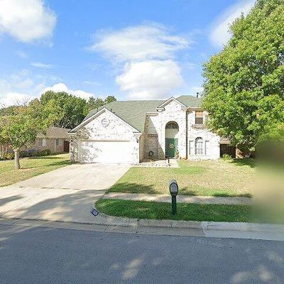 7325 Cross Keys Dr, North Richland Hills, TX 76182