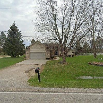 7371 Carpenter Rd, Flushing, MI 48433