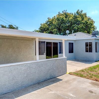 7409 Walnut Ave, Paramount, CA 90723