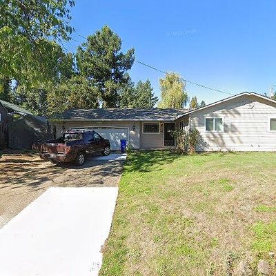 741 Division St, Oregon City, OR 97045