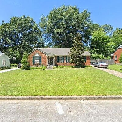 745 Ivy Rd, Memphis, TN 38117