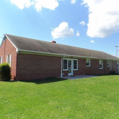 7468 Anthony Hwy, Waynesboro, PA 17268