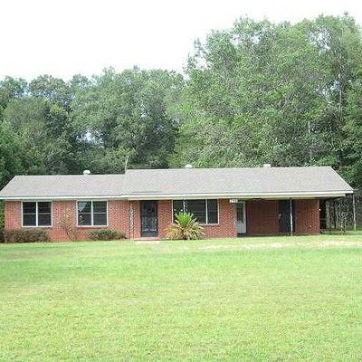 748 Old Marion Junction Rd, Selma, AL 36701