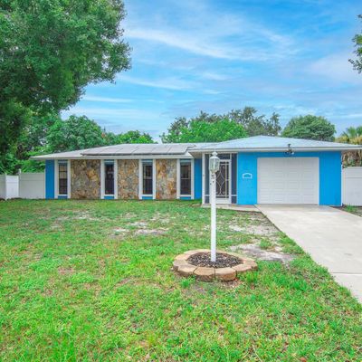 7505 Ocala Ave, Fort Pierce, FL 34951