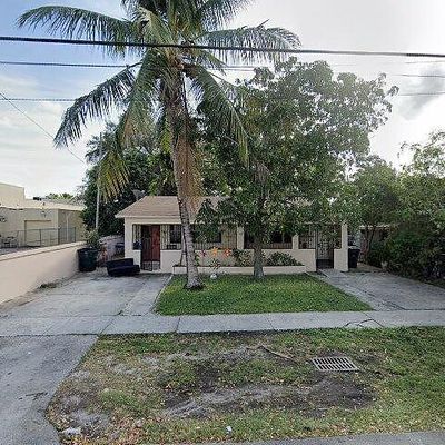 760 Ne 131 St St, North Miami, FL 33161