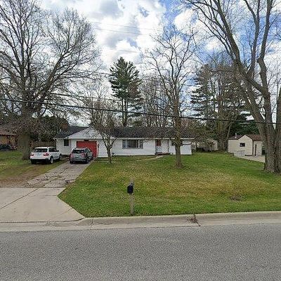 7633 State Rd, Saginaw, MI 48609