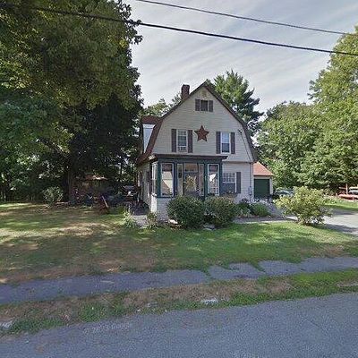 77 Grove St, Claremont, NH 03743