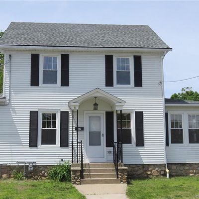 77 Thames St, New London, CT 06320