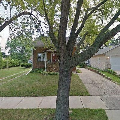 7705 40 Th Ave, Kenosha, WI 53142