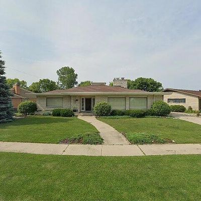 7814 2 Nd Ave, Kenosha, WI 53143