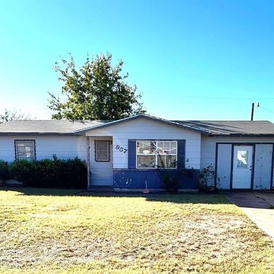 957 Luzon St, Abilene, TX 79602