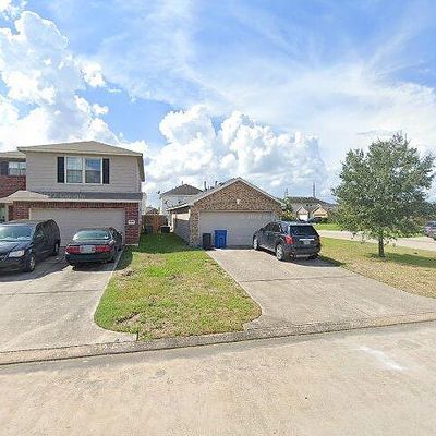 9623 Garrett Pine Ln, Houston, TX 77044