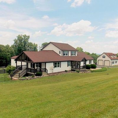 975 Mount Carmel Rd, Orrtanna, PA 17353