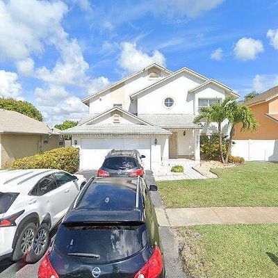 9761 Sw 9 Th Ct, Pembroke Pines, FL 33025