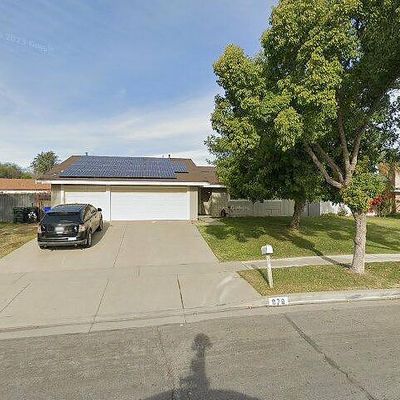 978 N Spruce Ave, Rialto, CA 92376