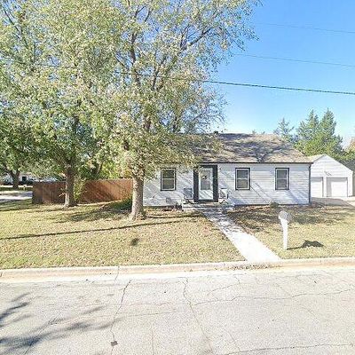 981 N Reca St, Wichita, KS 67212