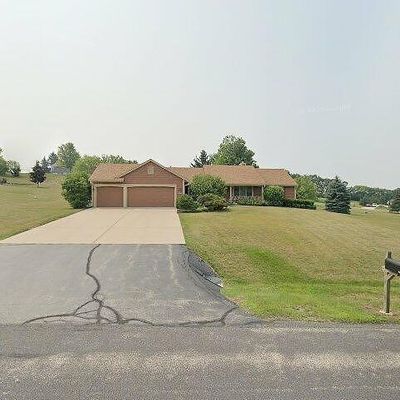 S86 W32351 Elias Ct, Mukwonago, WI 53149