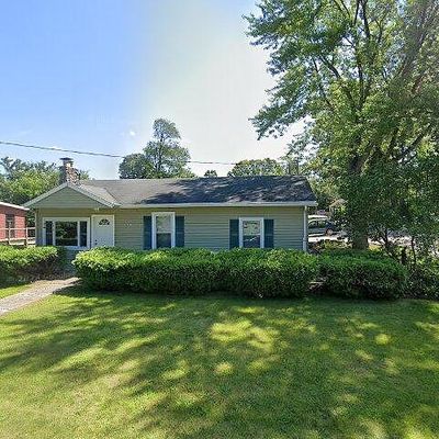 W8727 Ridge Rd, Delavan, WI 53115