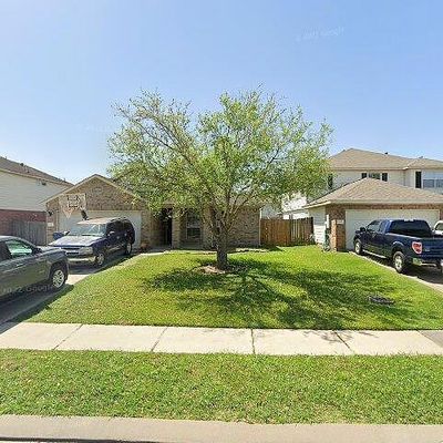 9 Diamond Oak Dr, Texas City, TX 77591