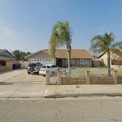 9054 Box Elder Ct, Fontana, CA 92335