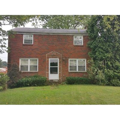 906 Garden City Dr, Monroeville, PA 15146