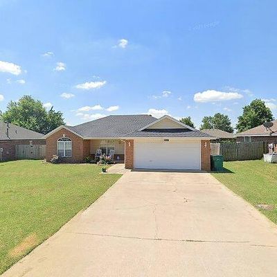 911 Sunflower St, Centerton, AR 72719