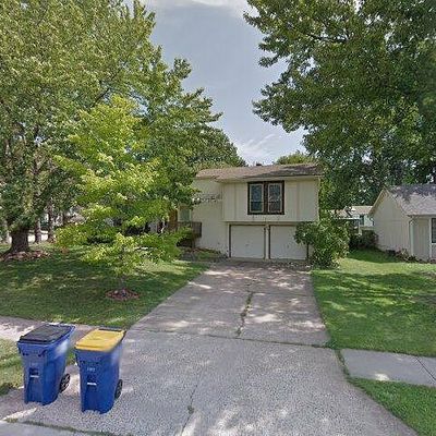 9113 Constance St, Lenexa, KS 66215