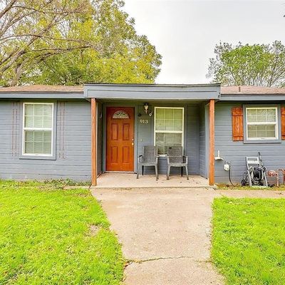 913 Bales St, Cleburne, TX 76033