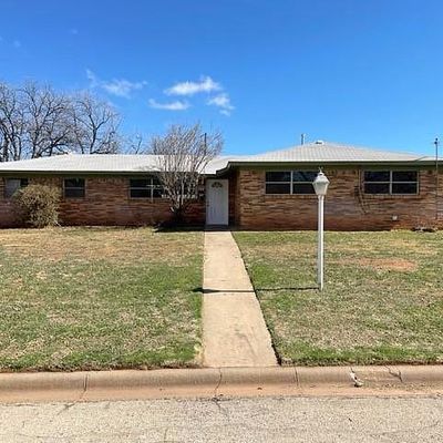 915 Westwood Dr, Abilene, TX 79603