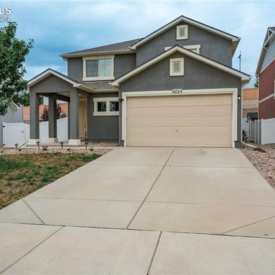 9224 Castle Oaks Dr, Fountain, CO 80817