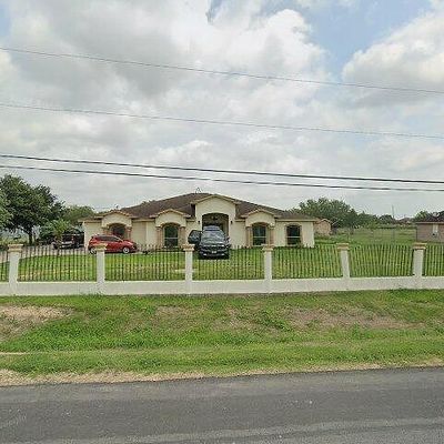 9533 Pelon Rd, Brownsville, TX 78520