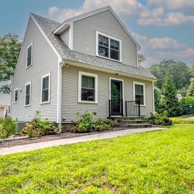 11 Sioux Rd, Middlefield, CT 06455