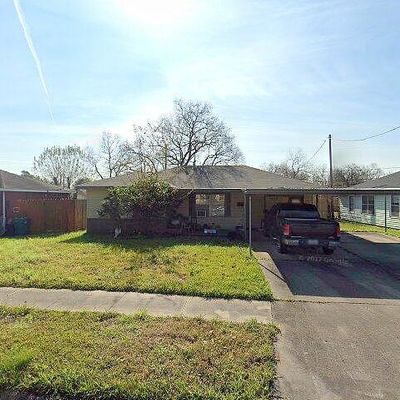 1110 Armor Ave, Pasadena, TX 77502