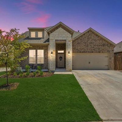 11112 Summer Rain Blvd, Aubrey, TX 76227