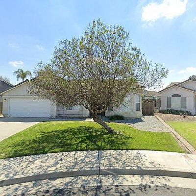 1147 W Northstar Dr, Hanford, CA 93230