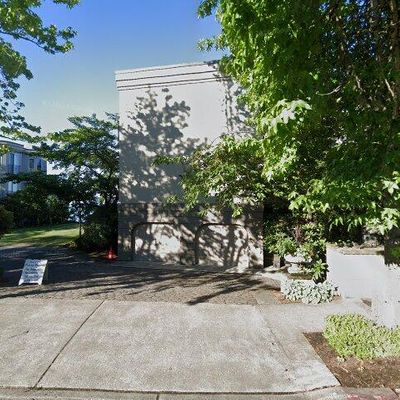 115 Lake Ave W #102, Kirkland, WA 98033