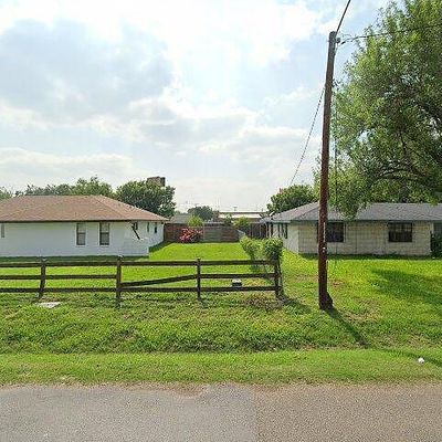 115 N Breyfogle Rd, Mission, TX 78572