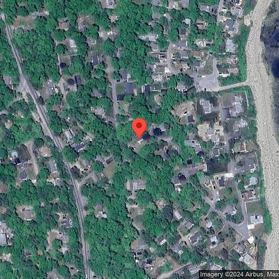 12 Mayflower Dr, Plymouth, MA 02360