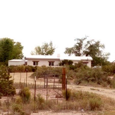 1214 Jonnie Ln, Winslow, AZ 86047