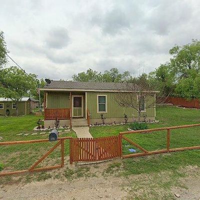 1214 London St, Castroville, TX 78009