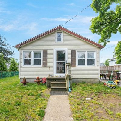 102 Alexander Ave, Villas, NJ 08251